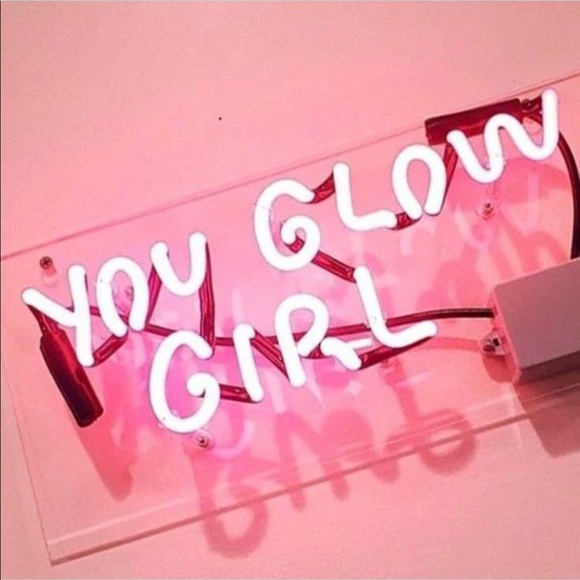 Meet your Posher, Maigen - Picture 3 of 7